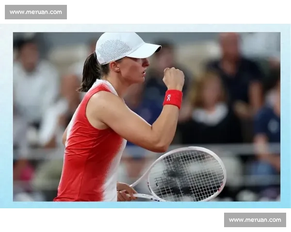 温网首日创 32.3℃历史高温！斯瓦泰克训练汗如雨下