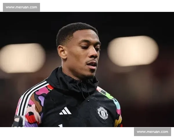 从 6300 万欧金童到 450 万欧老将：约维奇加盟雅典 AEK，携手马夏尔开启救赎之旅